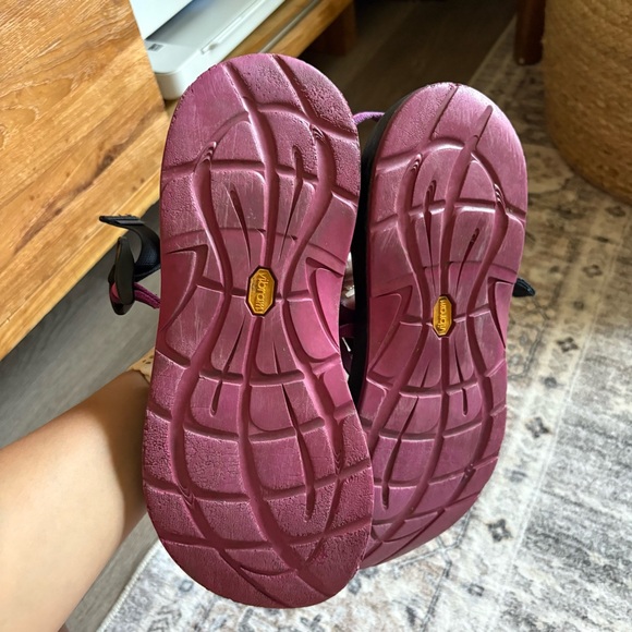 Chaco sandals purple pink size 10